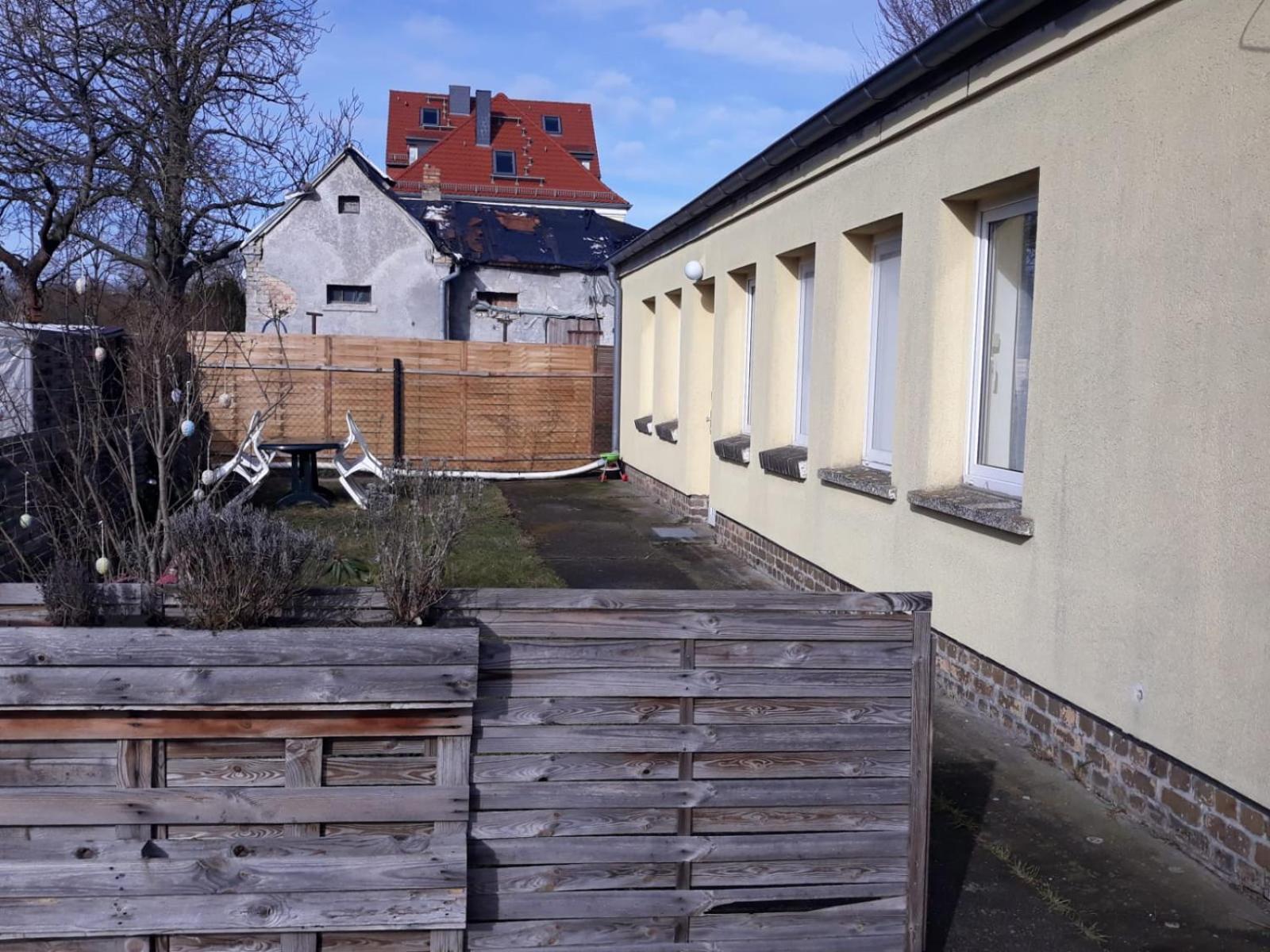 Am Bahnhof Ketzin Appartement Buitenkant foto